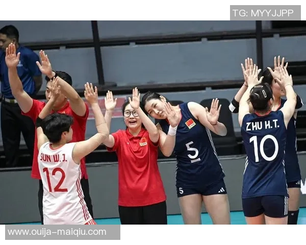 排球——女排参赛部队连续抵达澳门 排球——女排参赛部队连续抵达澳门